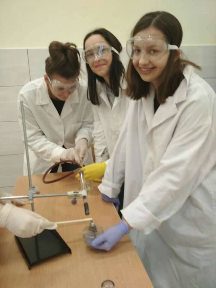 received 2047974008778776 resized 20180202 012036165